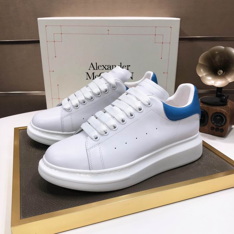 Alexander McQueen 27