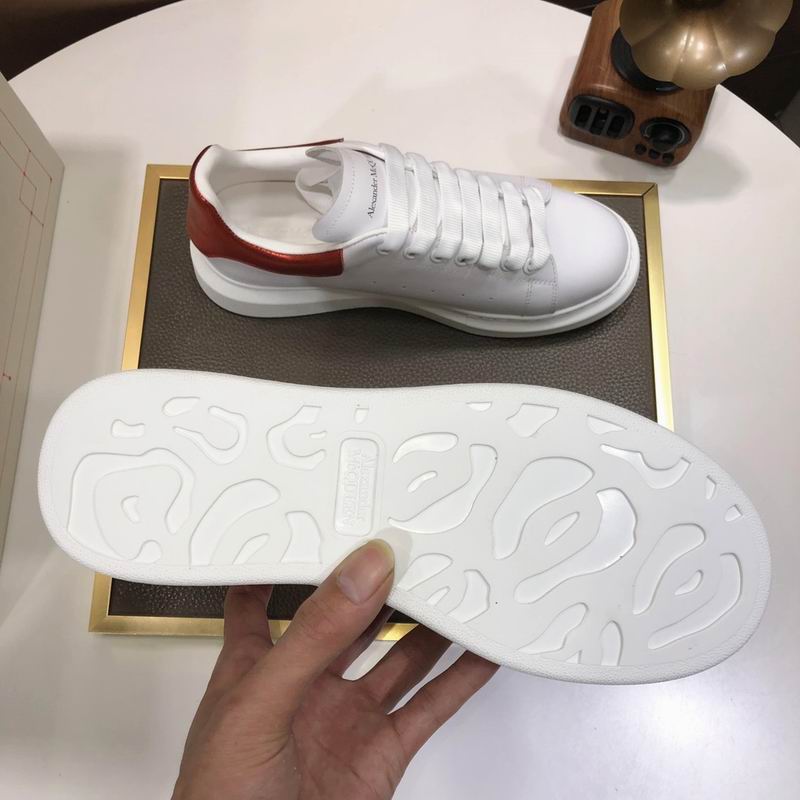 Alexander McQueen 22