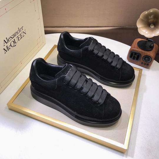Alexander McQueen 13