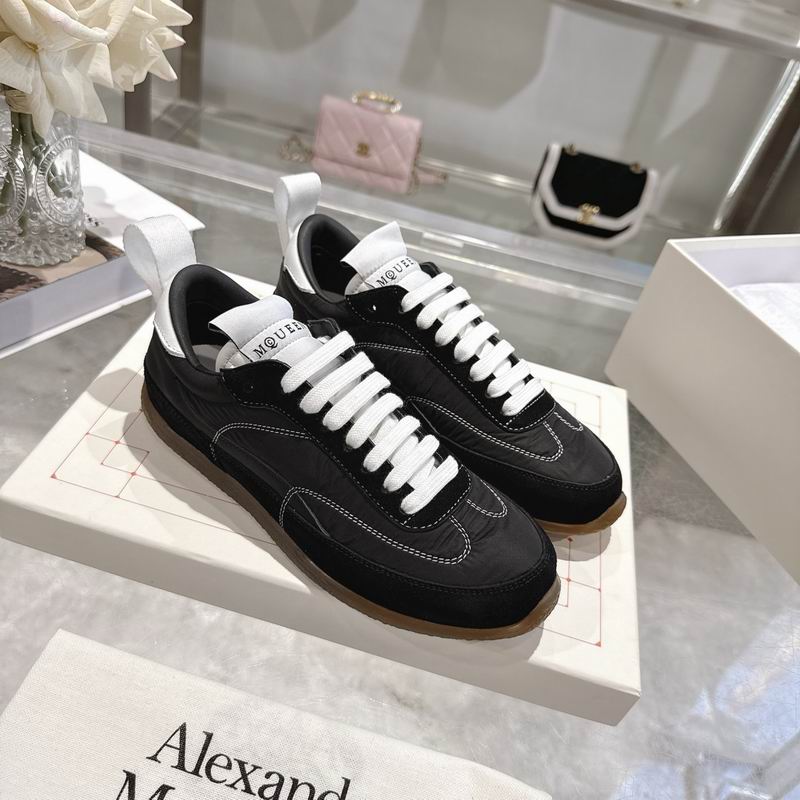 Alexander McQueen Court 1