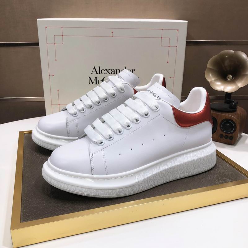 Alexander McQueen 22