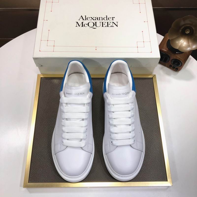 Alexander McQueen 27