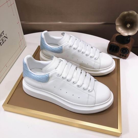 Alexander McQueen 30