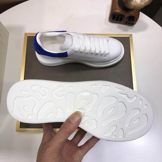Alexander McQueen 9