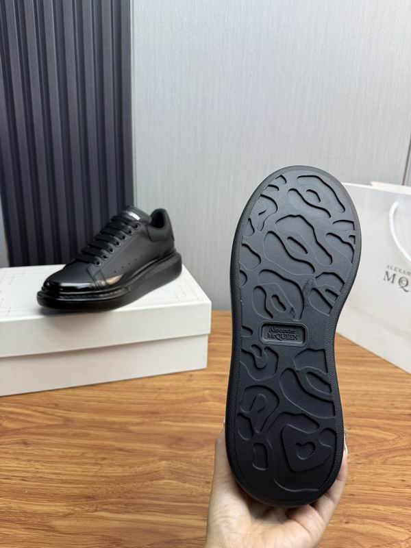 Alexander McQueen 5