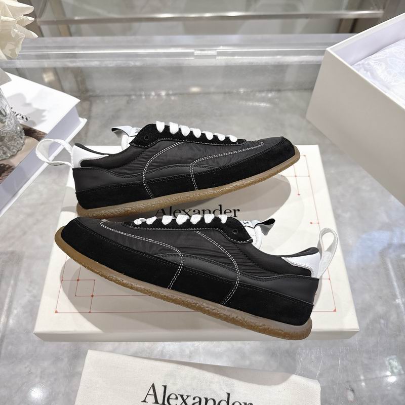 Alexander McQueen Court 1