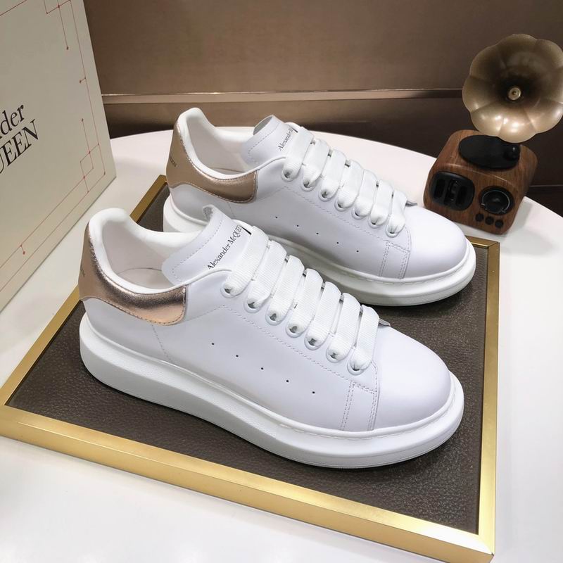 Alexander McQueen 20