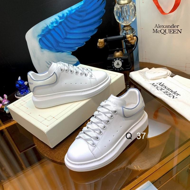 Alexander McQueen 3