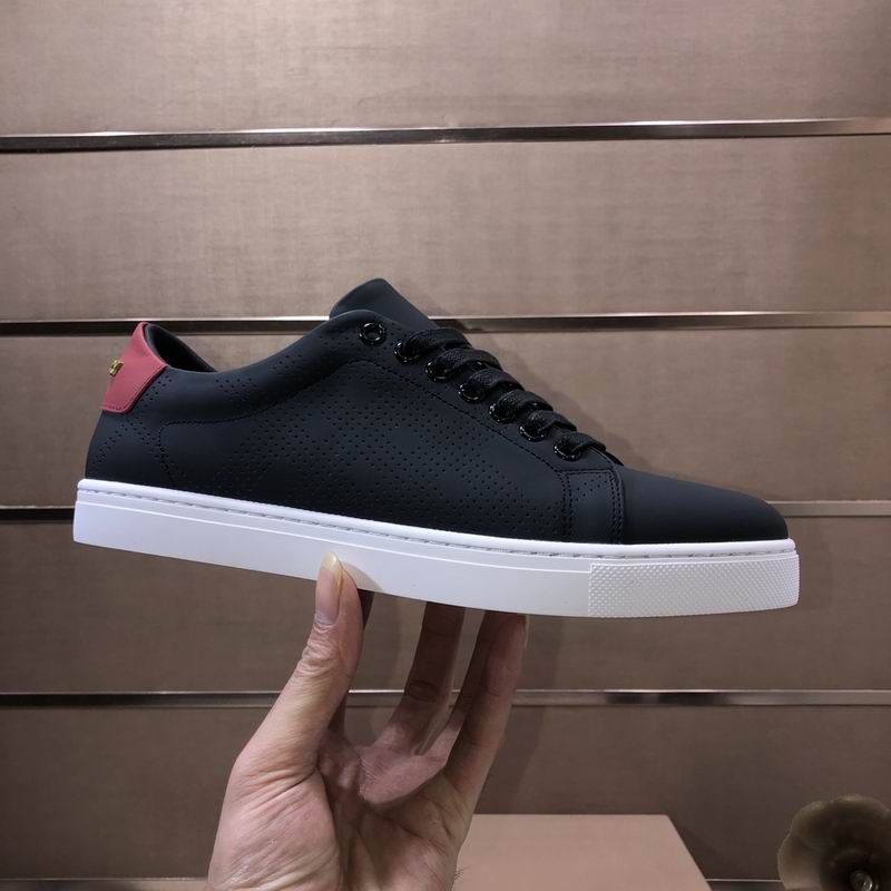 🖤 Burberry — Sneakers 3