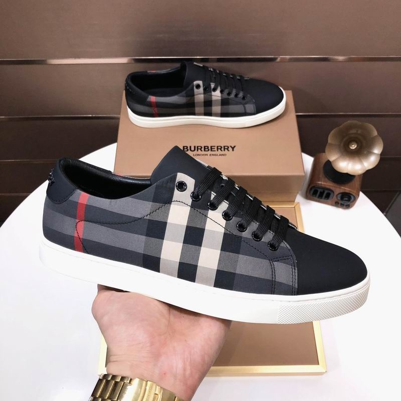 🖤 Burberry — Sneakers 16