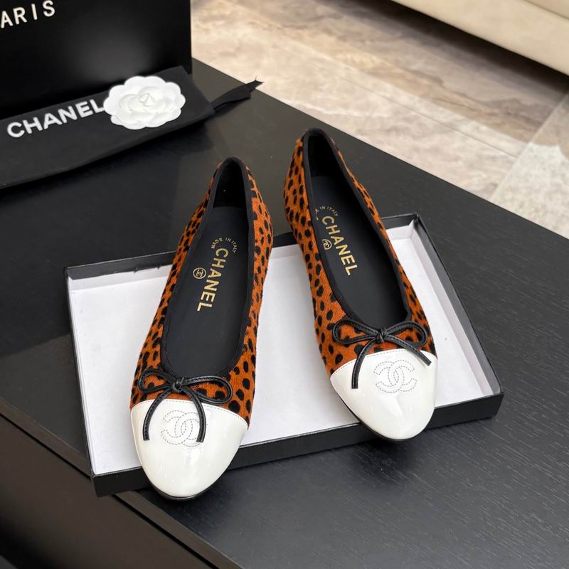 🥿 Chanel Flats 4