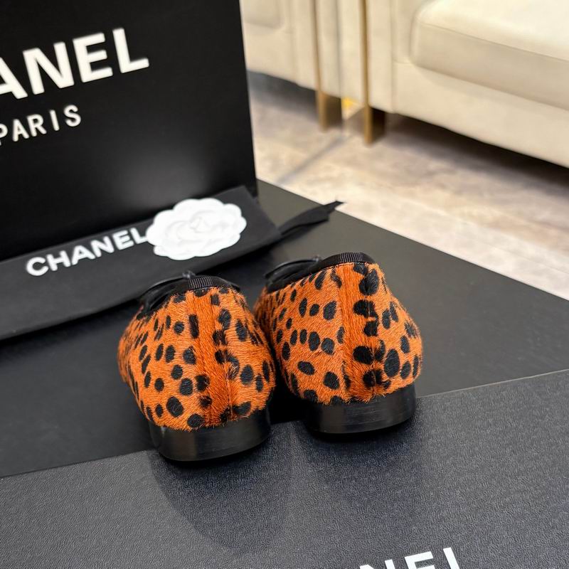 🥿 Chanel Flats 4