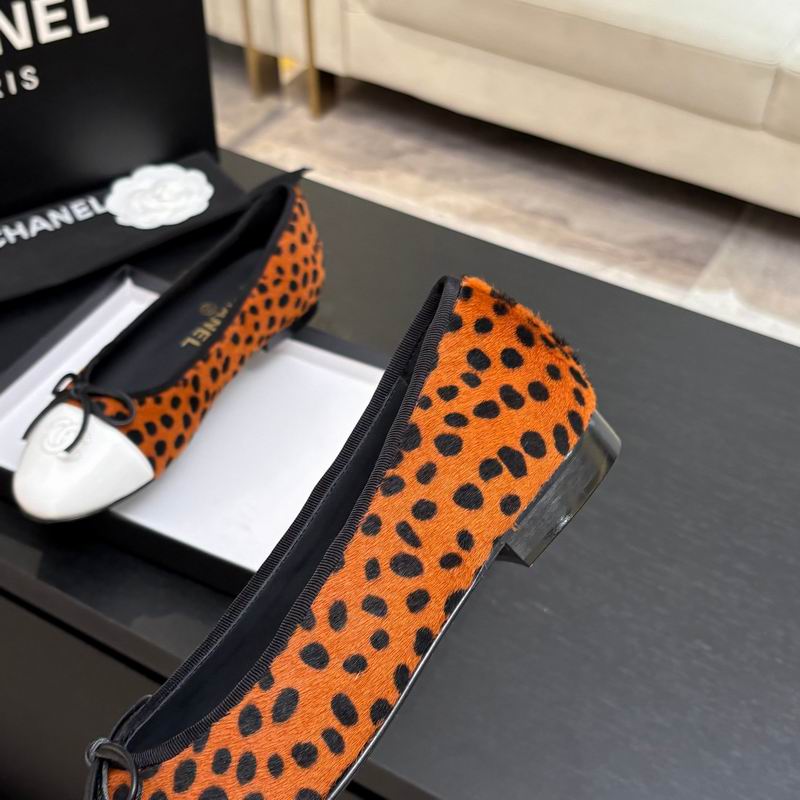 🥿 Chanel Flats 4