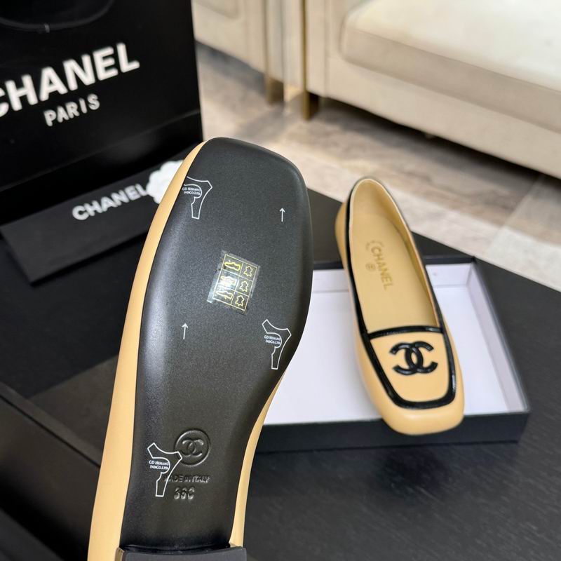 🥿 Chanel Flats 8