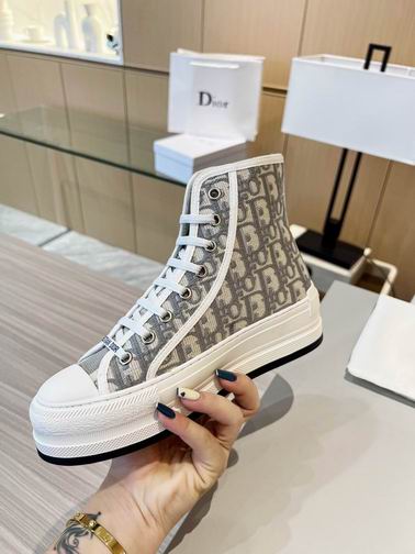 Dior Sneakers 8
