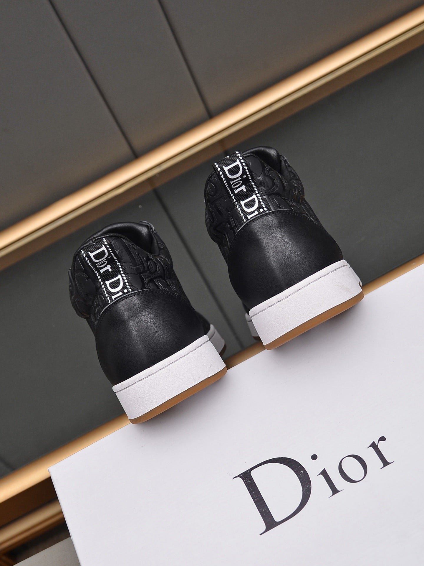 Dior Sneakers 13