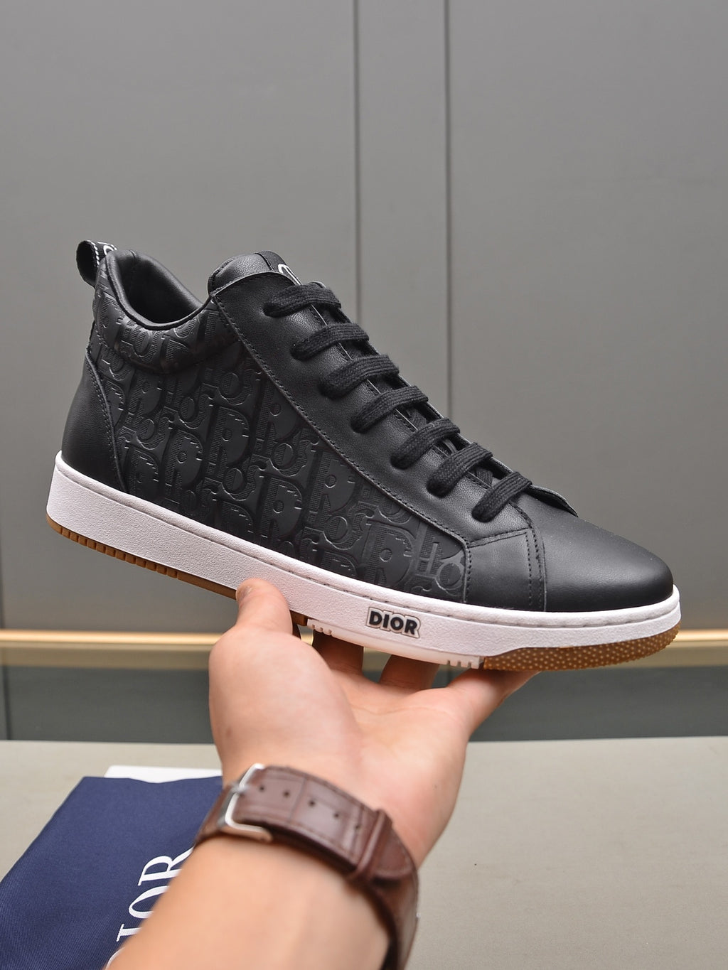 Dior Sneakers 13