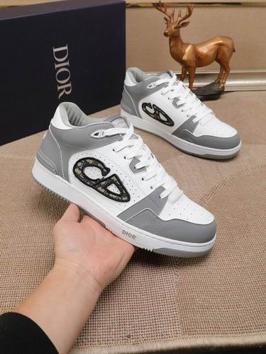 Dior Sneakers 19