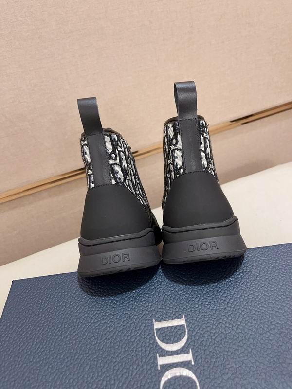 Dior Sneakers  23