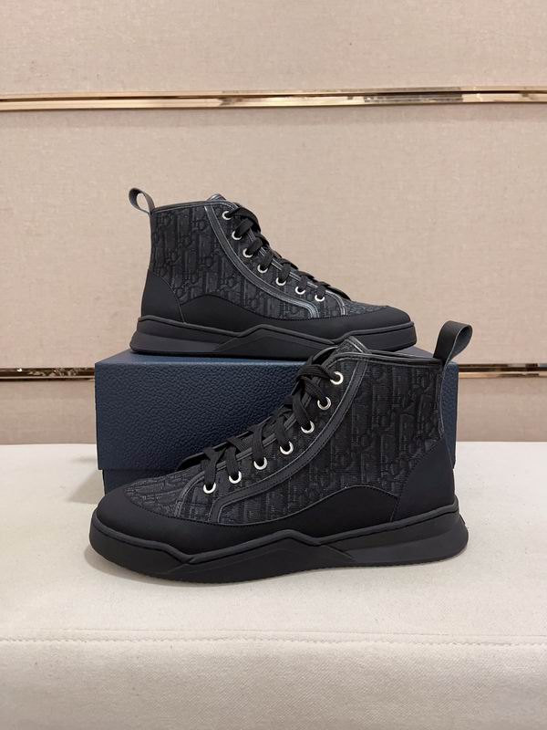 Dior Sneakers 22