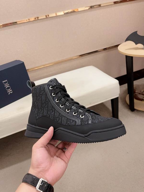 Dior Sneakers 22