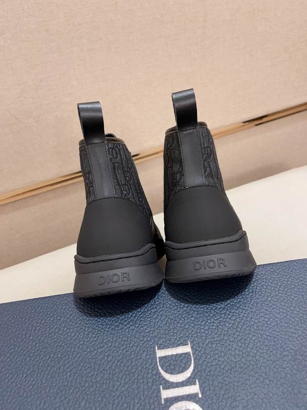 Dior Sneakers 22