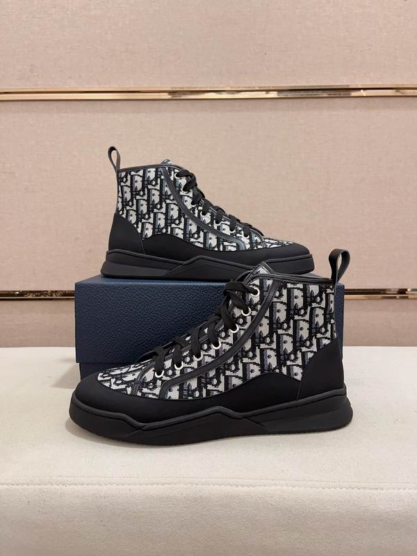 Dior Sneakers  23