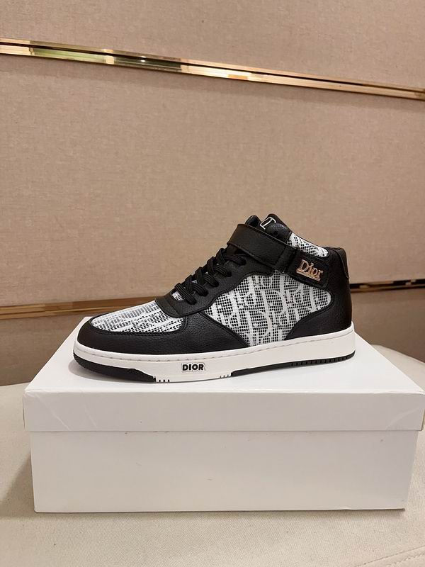 Dior Sneakers 26