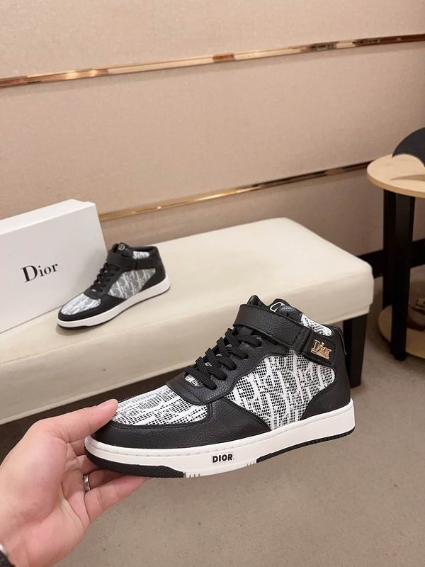 Dior Sneakers 26