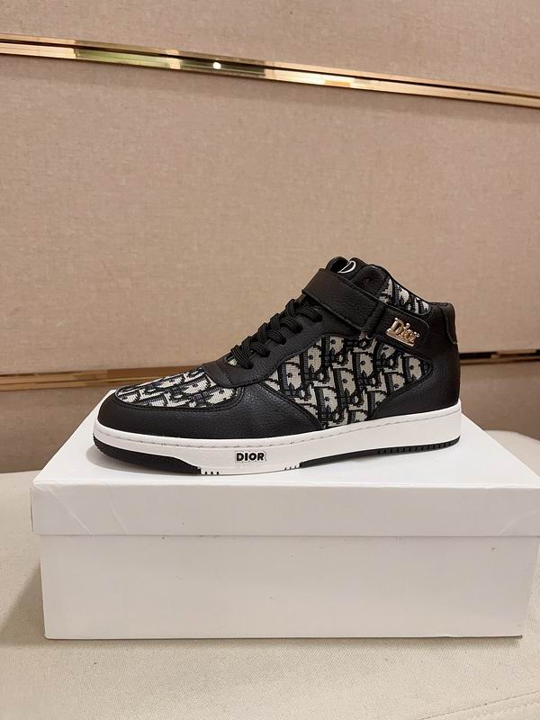 Dior Sneakers 24