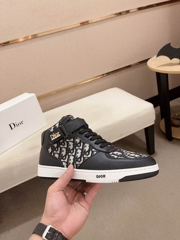 Dior Sneakers 24