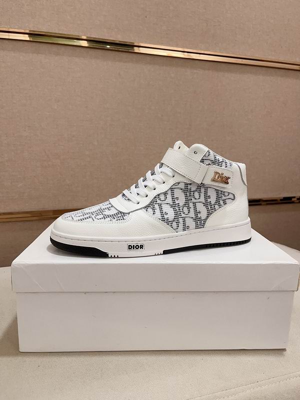 Dior Sneakers 25