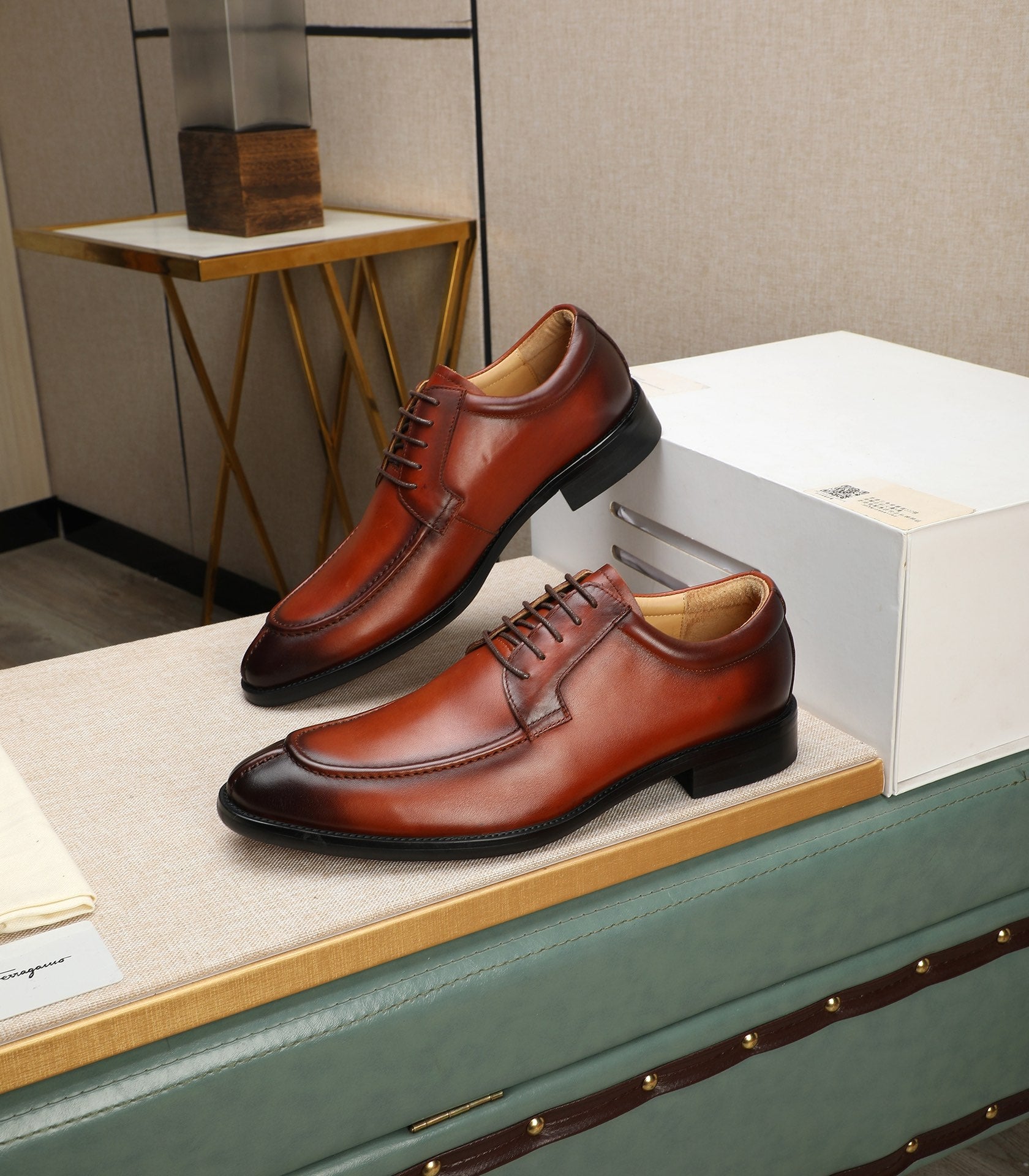 Ferragamo 8