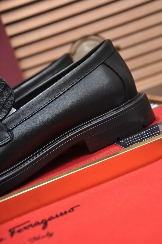 Ferragamo 13