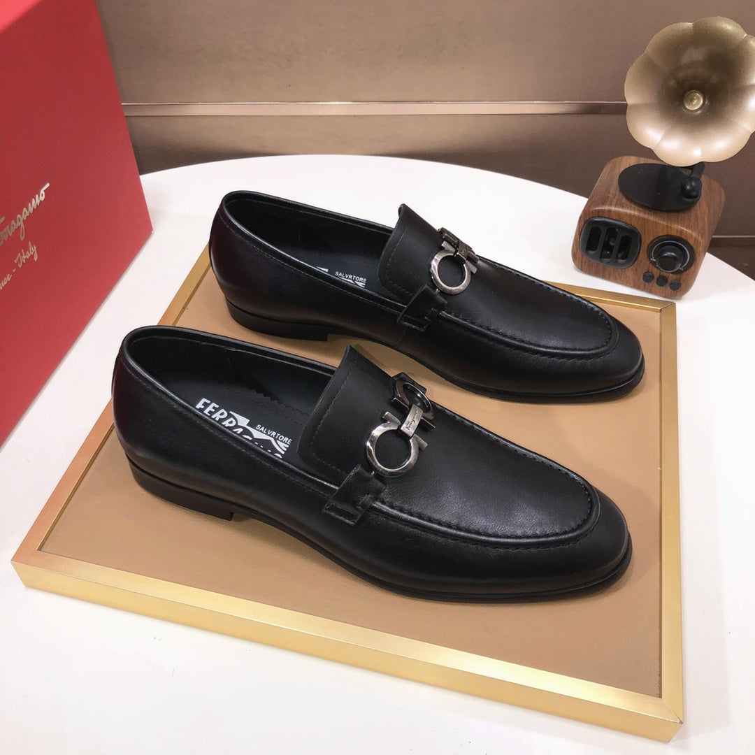 Ferragamo 16