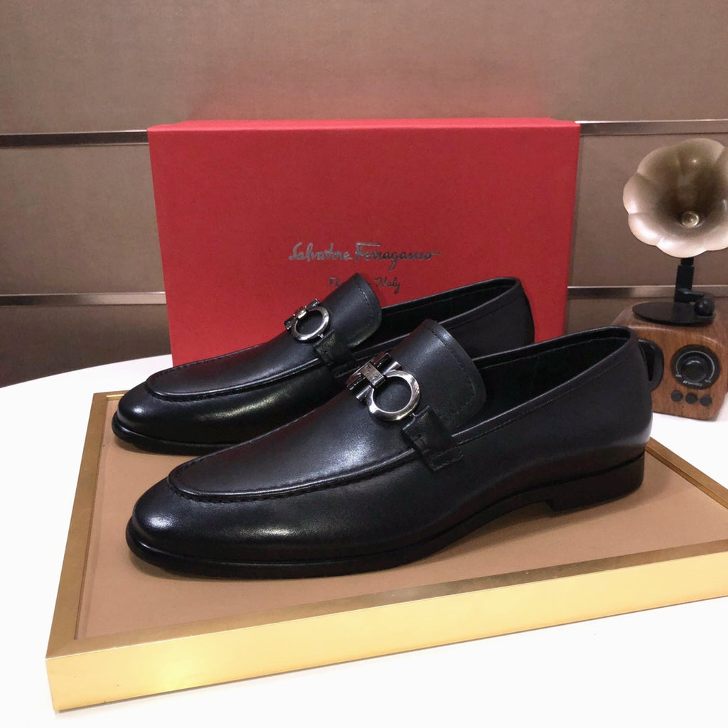 Ferragamo 16