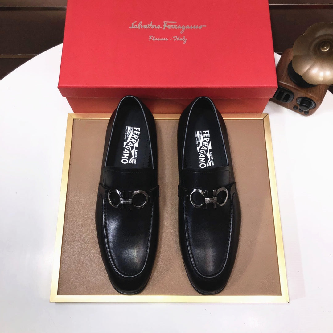 Ferragamo 16