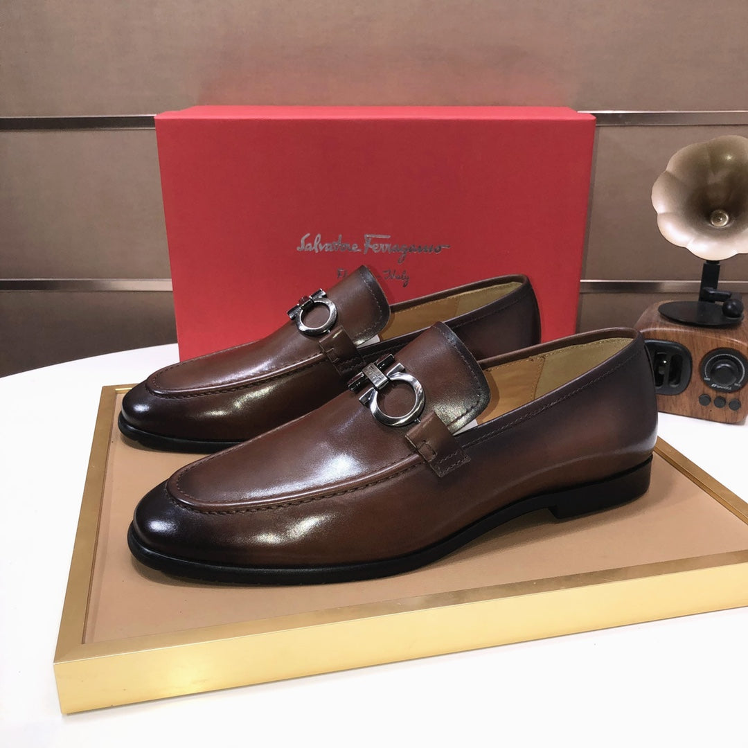 Ferragamo 16