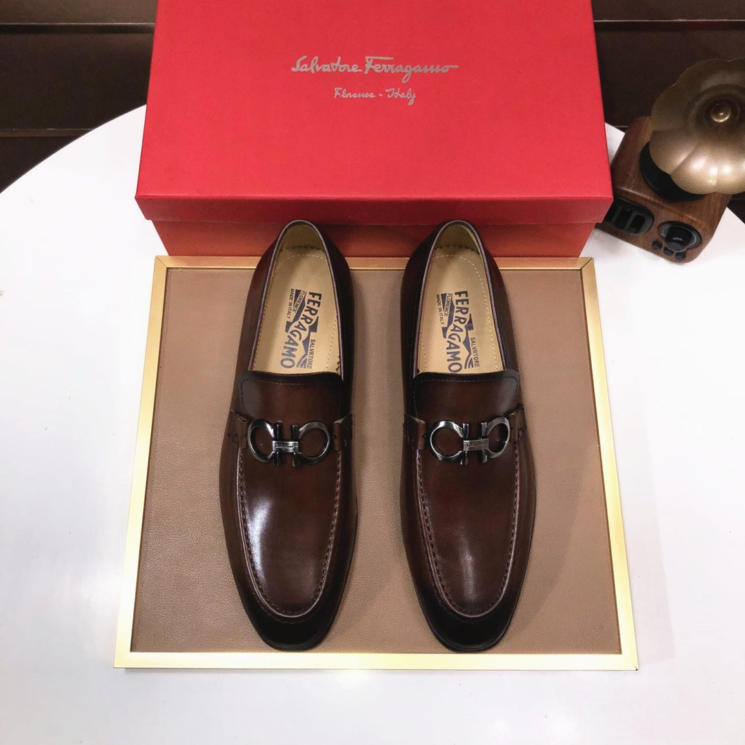 Ferragamo 16