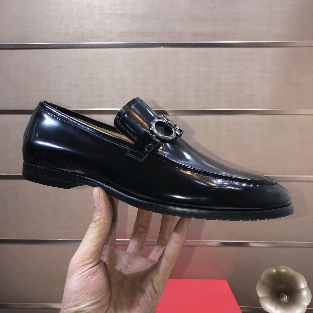 Ferragamo 16