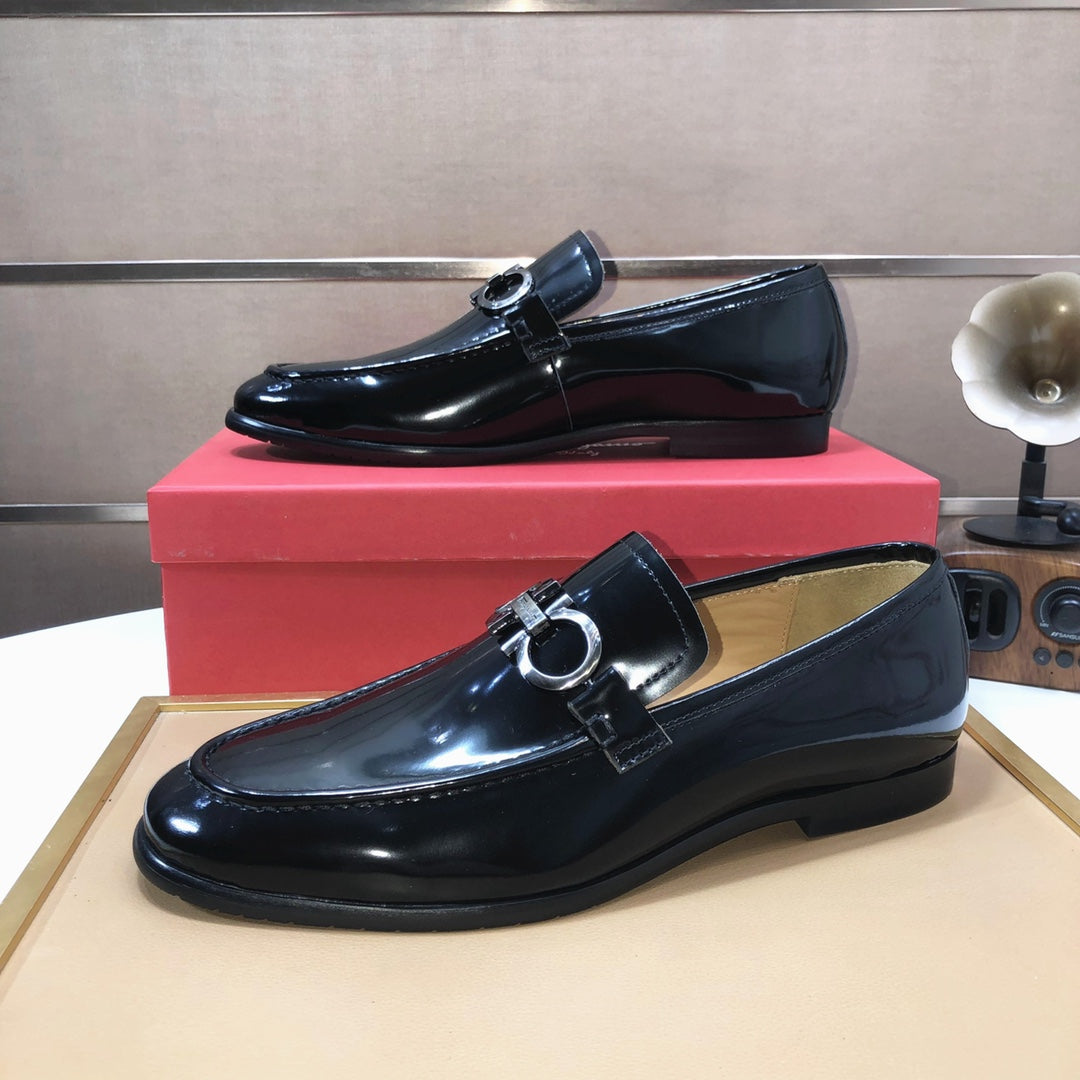 Ferragamo 16