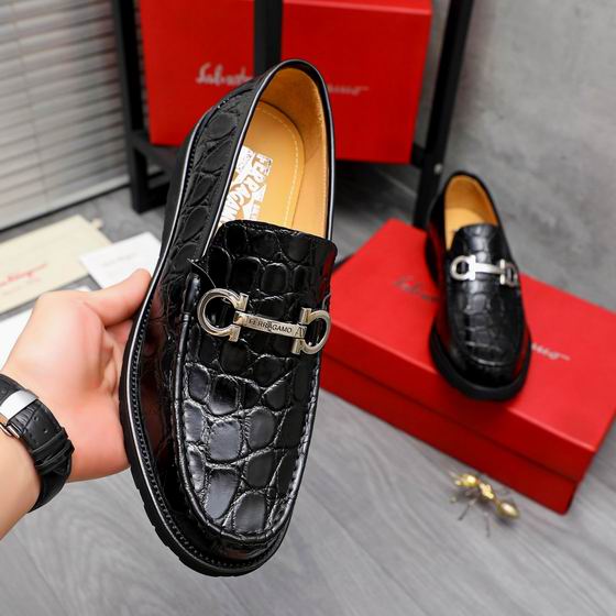 Ferragamo 18