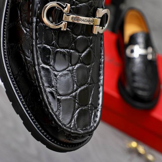 Ferragamo 18