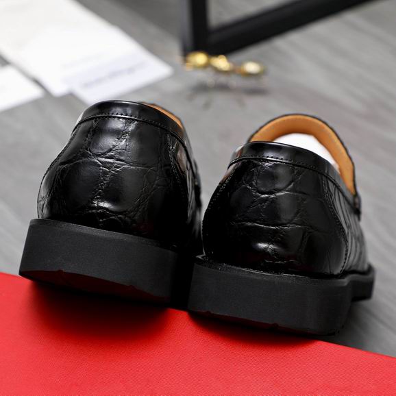 Ferragamo 18