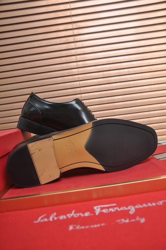 Ferragamo 21