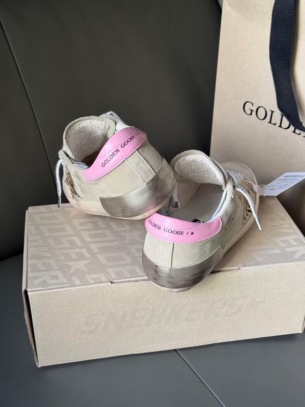 Golden 9