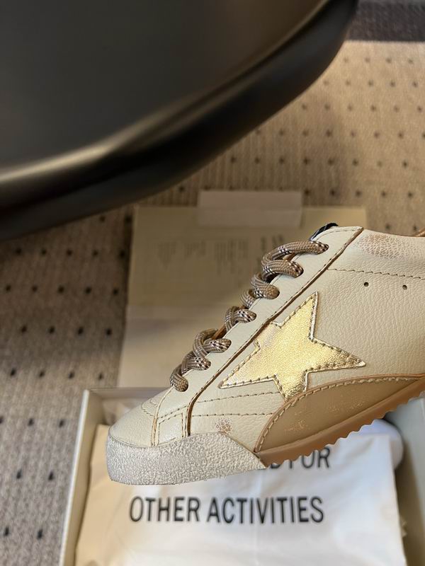 Golden 32