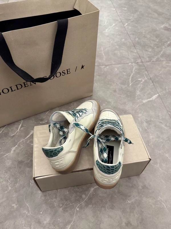 Golden 33