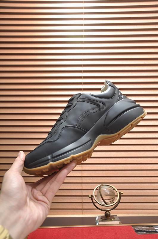 Gucci Sneakers 1