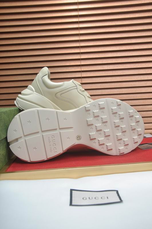 Gucci Sneakers 4